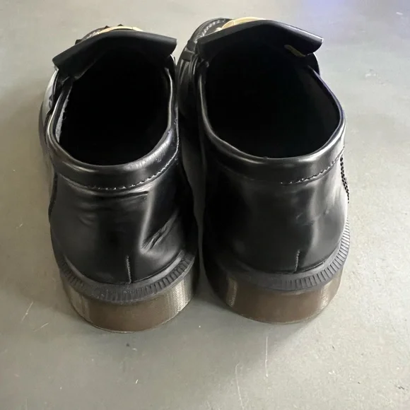 Dr. Martens Adrian Black Leather with gold bridle detail. Men’s size 11 - Picture 4 of 5
